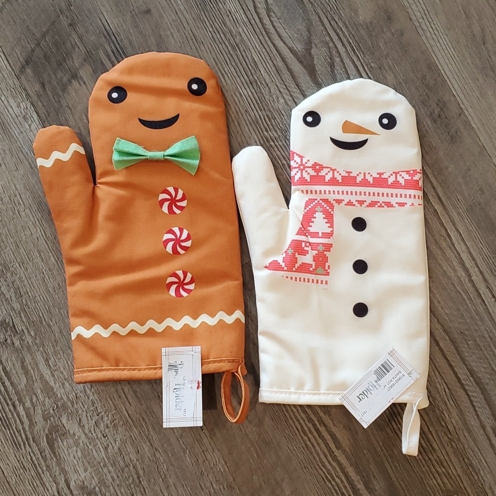 Set of 2 Christmas Pot Holders